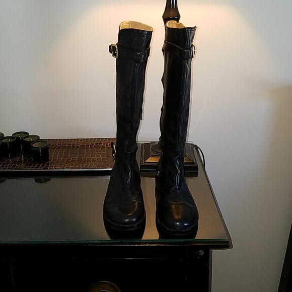 Coach Shoes - GORGEOUS COACH BOOTS